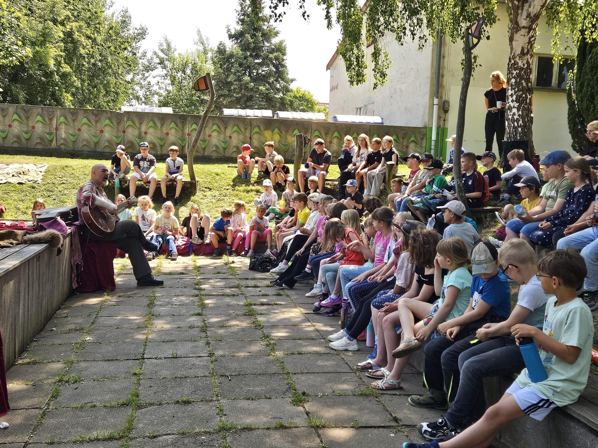 Hortkinder erobern die Theaterbühne